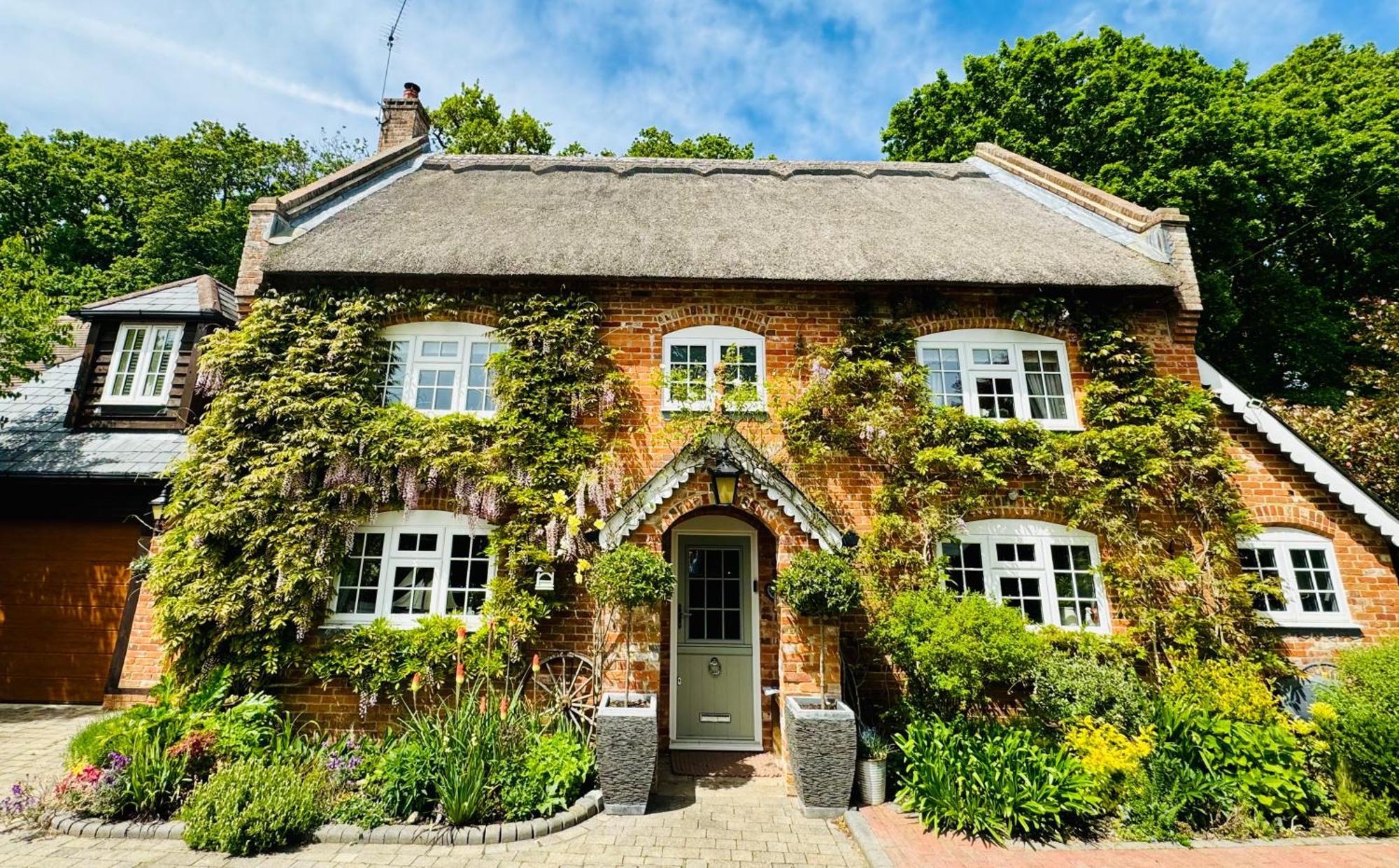 Little Woodside A Beautiful New Forest Self Contained Private Luxury Annexe New Milton Exteriör bild