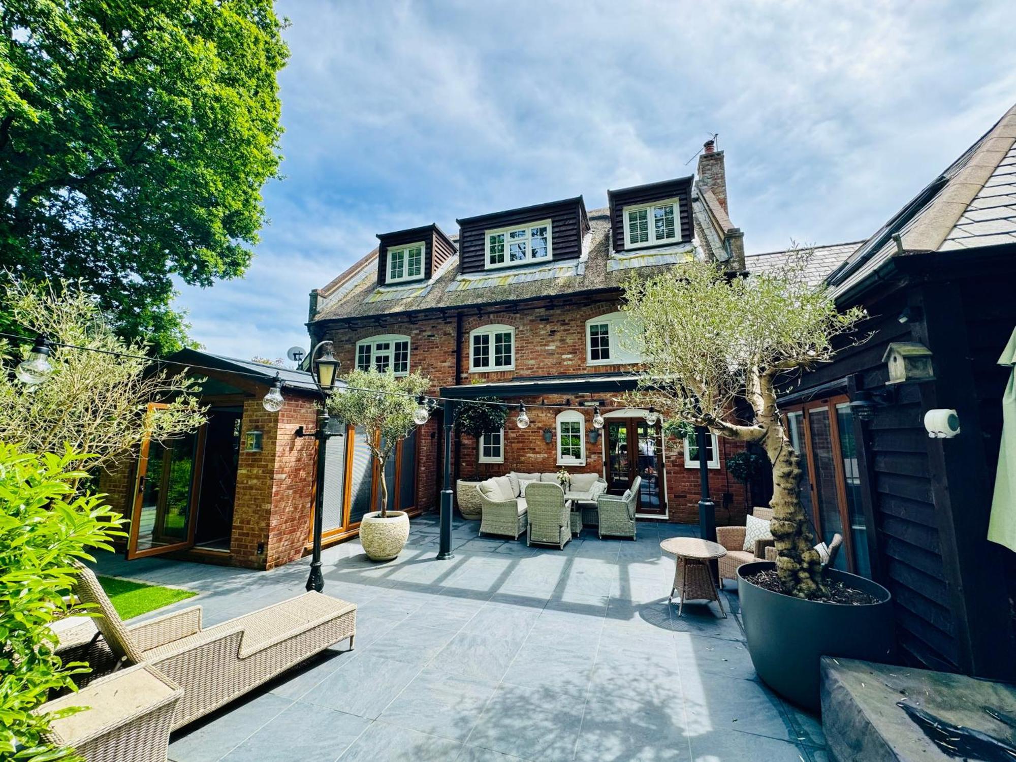 Little Woodside A Beautiful New Forest Self Contained Private Luxury Annexe New Milton Exteriör bild