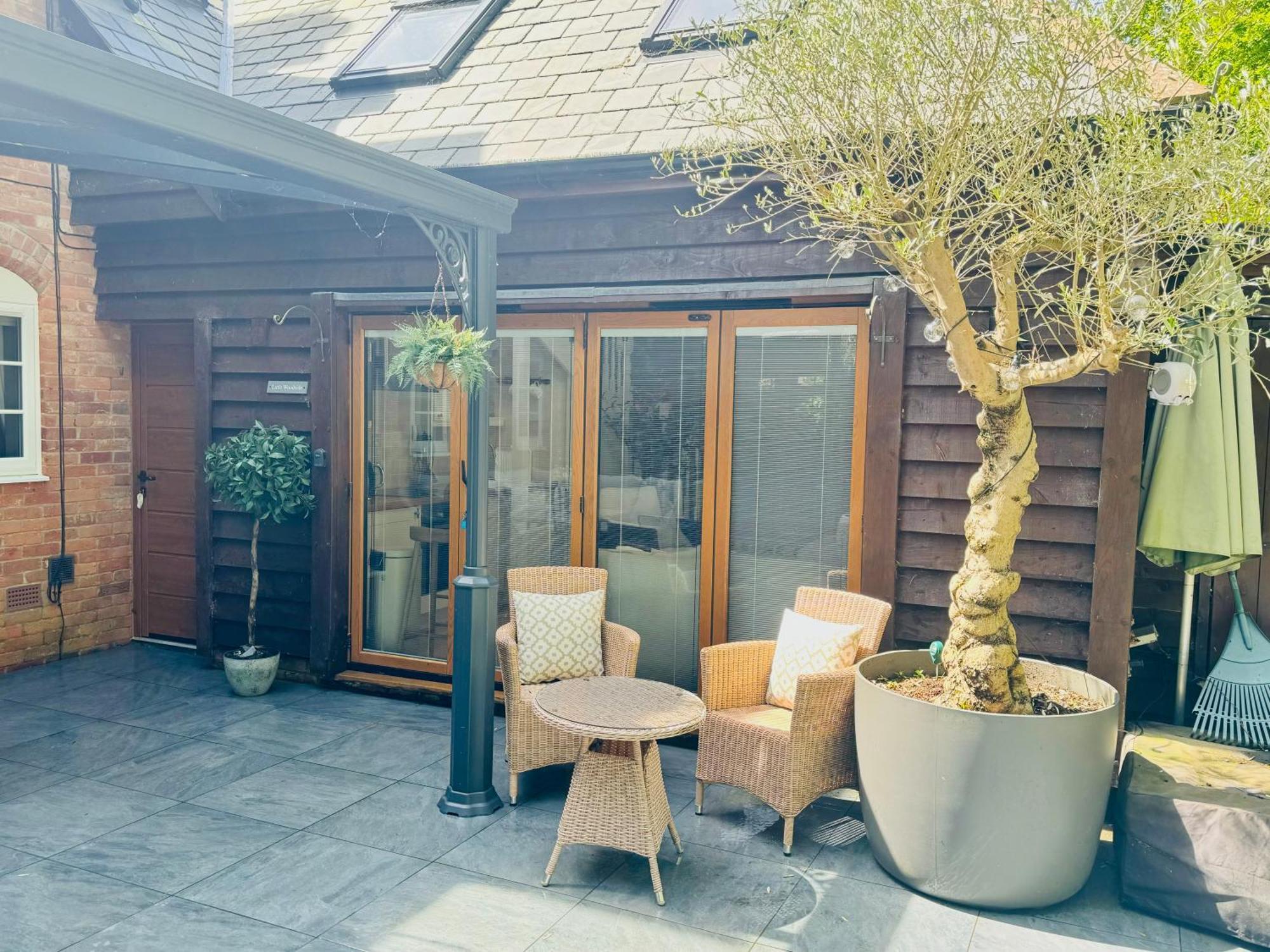 Little Woodside A Beautiful New Forest Self Contained Private Luxury Annexe New Milton Exteriör bild