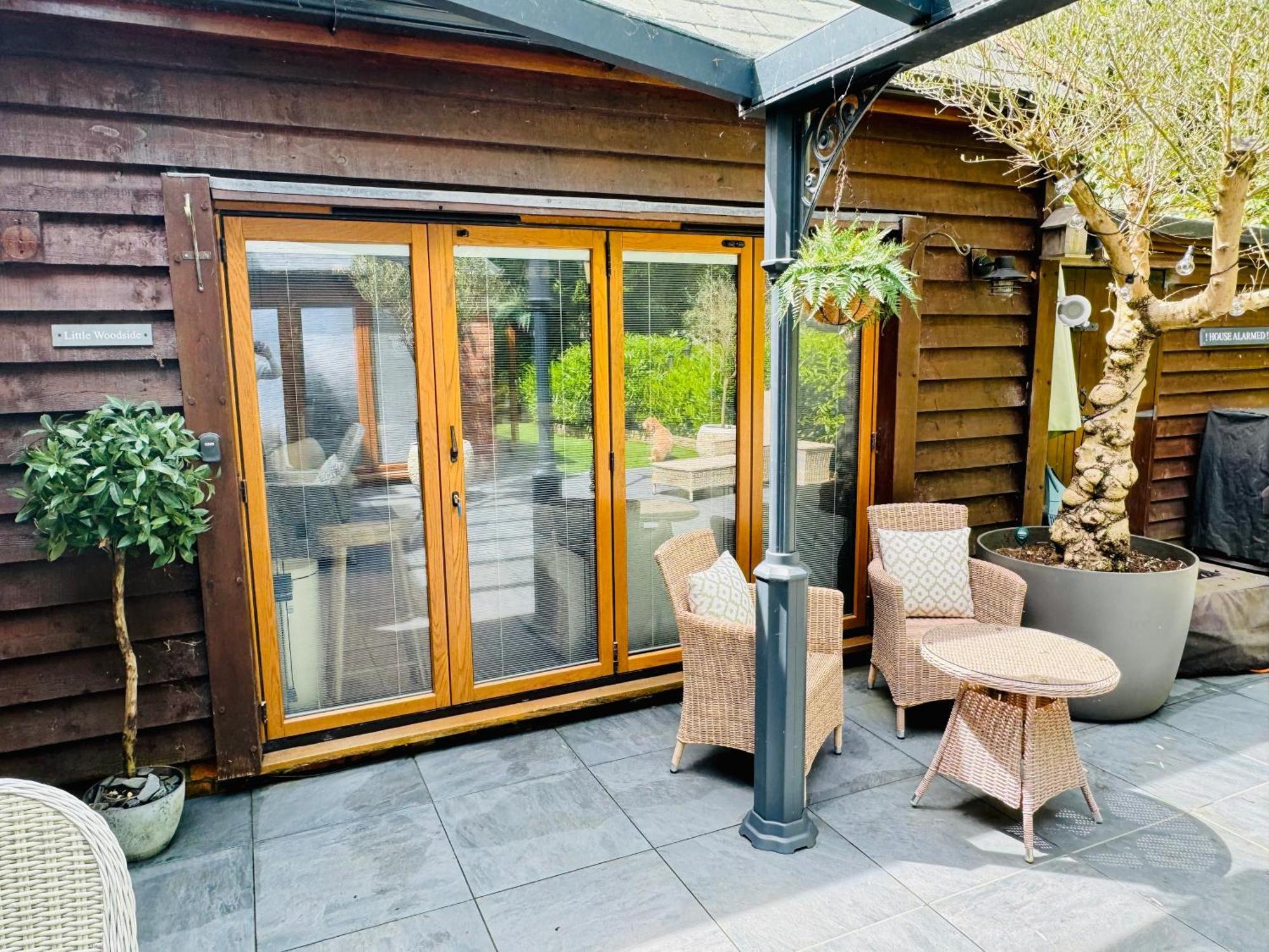 Little Woodside A Beautiful New Forest Self Contained Private Luxury Annexe New Milton Exteriör bild