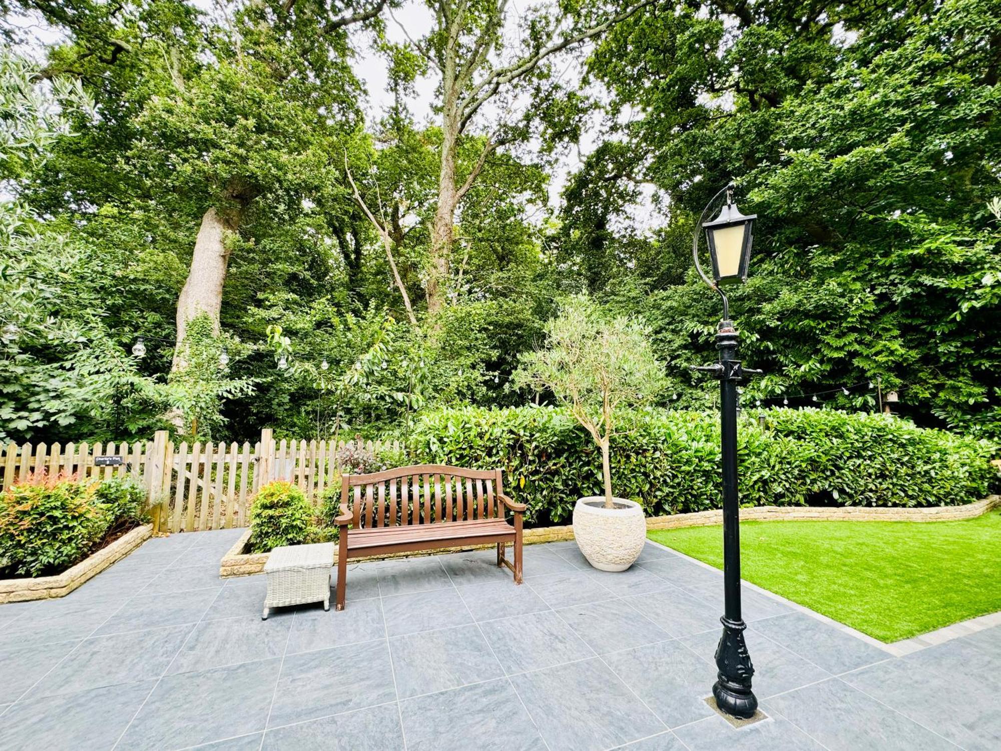 Little Woodside A Beautiful New Forest Self Contained Private Luxury Annexe New Milton Exteriör bild